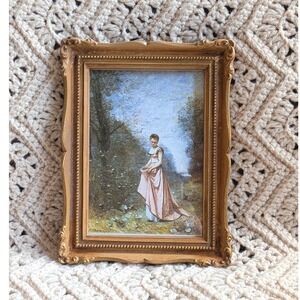 Vintage Ornate Gold Highlighted Wood Frame with Velvet Backing 5x7